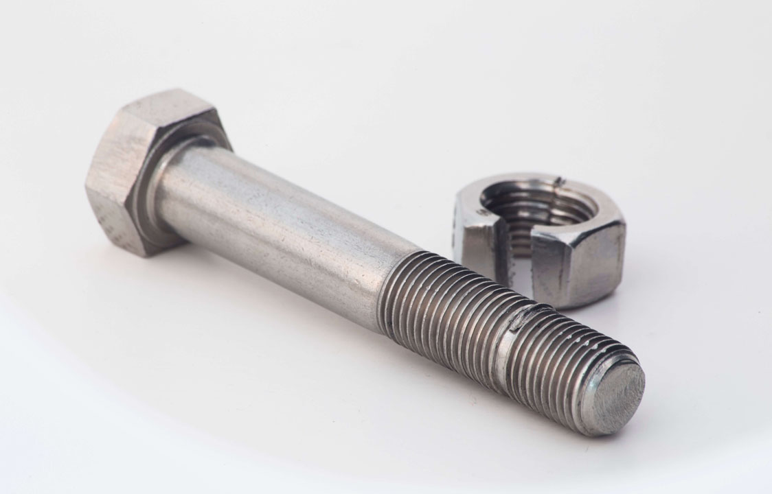 High-quality Hub Studs from Dalloyed – Durable and versatile fasteners for industrial applications.